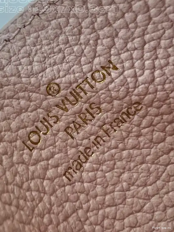 Frstbag ru VUITTON LOUIS HOLDER-10.2*7.3*0.3CM Charms CARD 0511